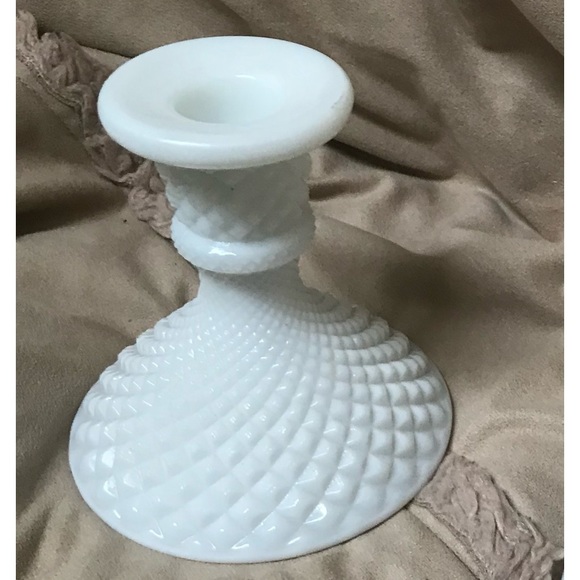 White Decor Candleholders - Picture 5 of 6